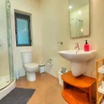 Spacious & Inviting 3 Bedroom Flat, Balcony Wpac1-1 San Ġiljan
