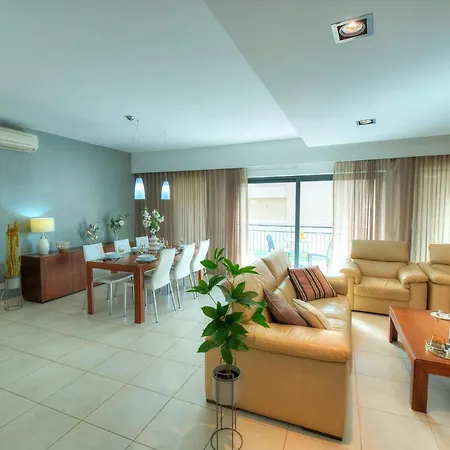 Spacious & Inviting 3 Bedroom Flat, Balcony Wpac1-1 Saint Julian's