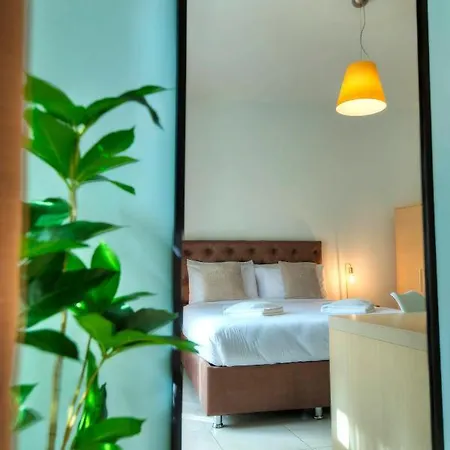 Spacious & Inviting 3 Bedroom Flat, Balcony Wpac1-1 דירה