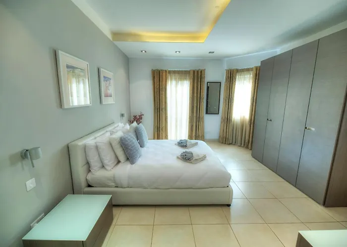 Spacious & Inviting 3 Bedroom Flat, Balcony Wpac1-1 Saint Julian's