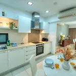 Spacious & Inviting 3 Bedroom Flat, Balcony Wpac1-1 Lägenhet